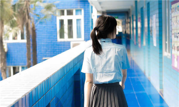马湾镇如何找到一个可以帮助我生孩子的女人？